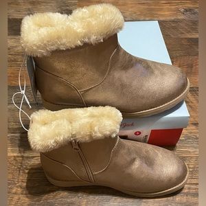 Cat&Jack Girls Mila Shearling Style Boots Faux Fur Gold Zip Round Toe-New-size 5